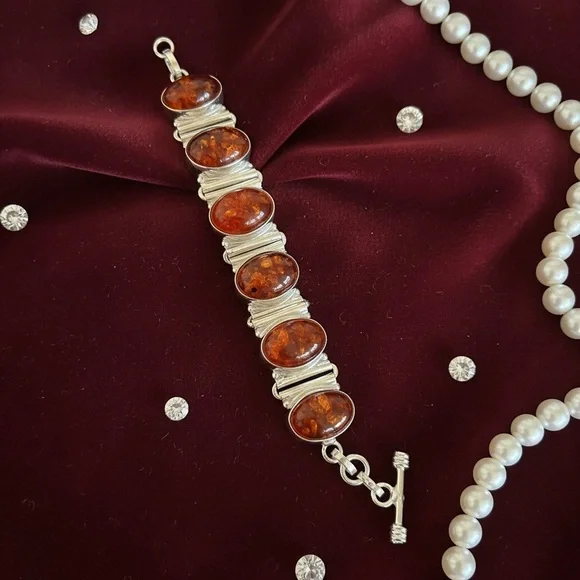 Sterling Silver Amber bracelet - Picture 7 of 9